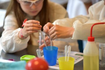 Hands-On Primary Science: Experiments for Curious Minds